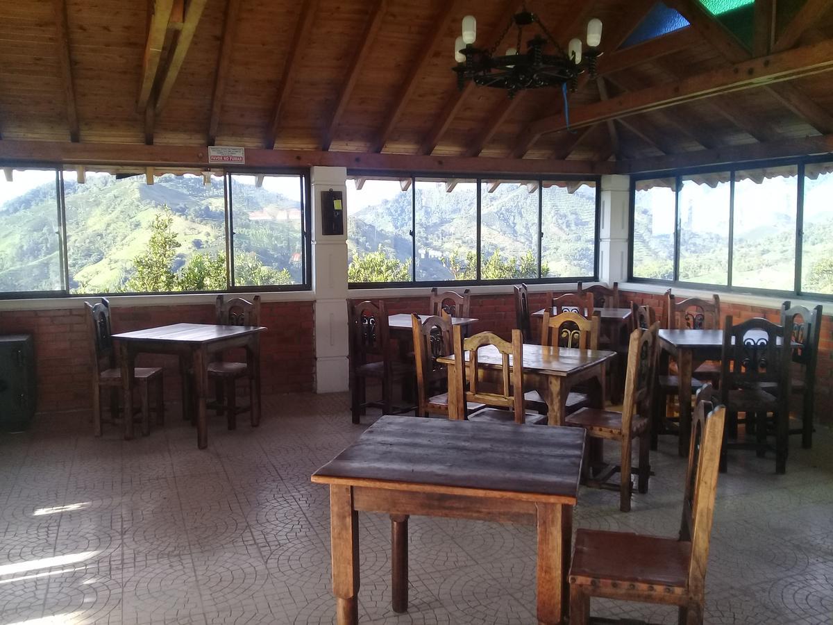 Hostal Don Bernardo Santa Rosa De Cabal Extérieur photo